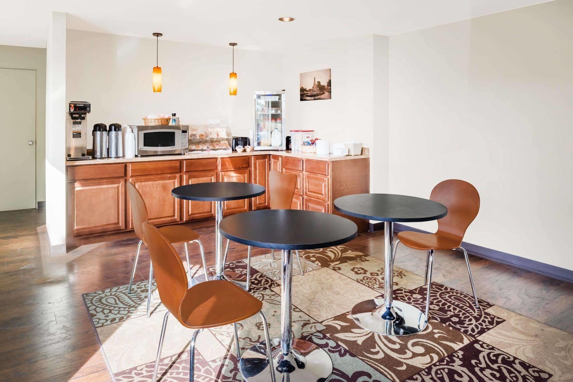 Knights Inn Jacksonville Bagian luar foto