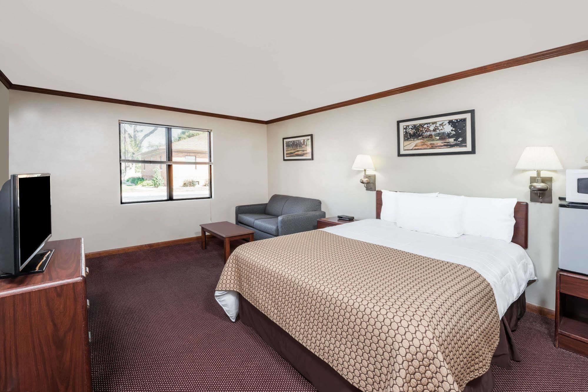 Knights Inn Jacksonville Bagian luar foto