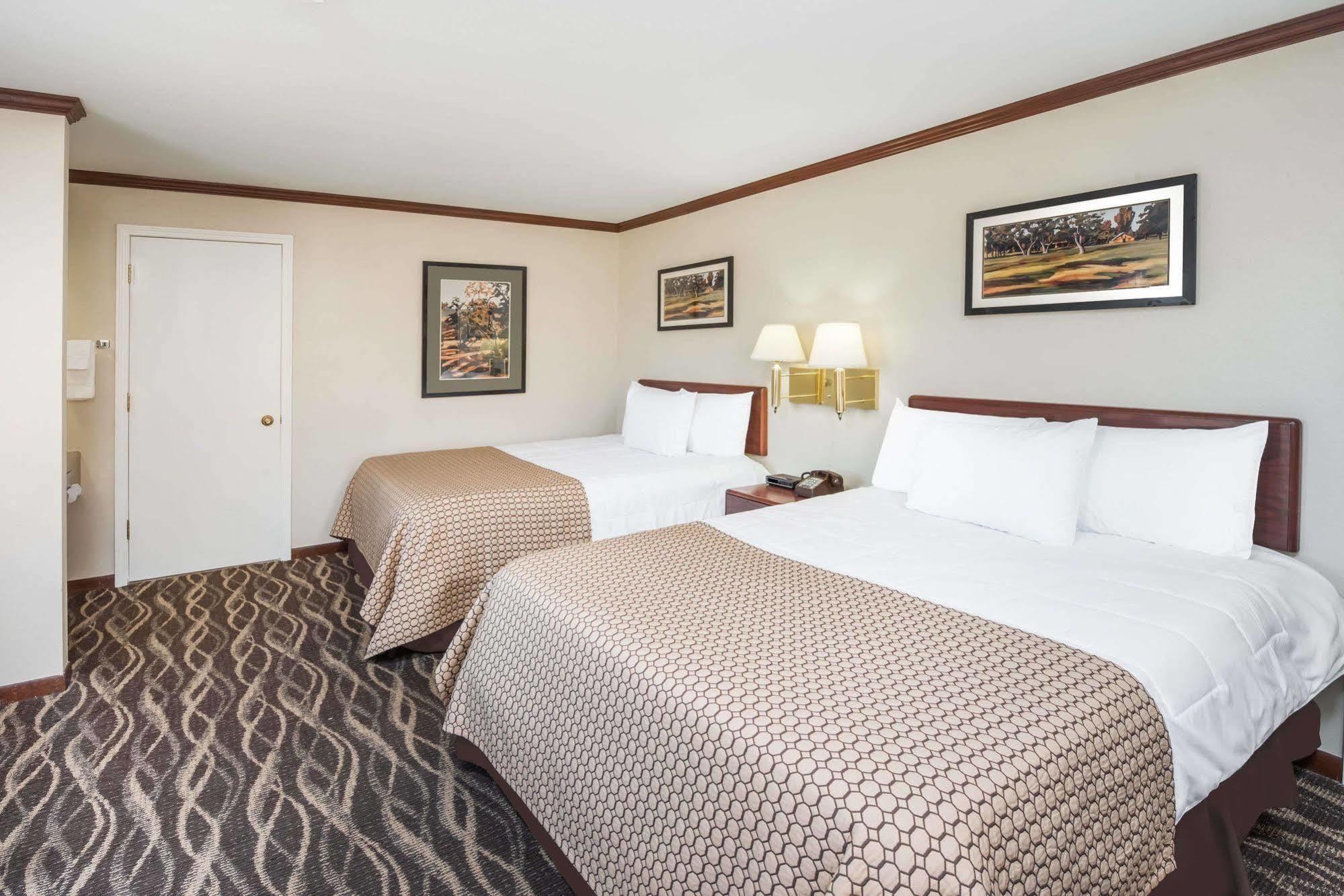Knights Inn Jacksonville Bagian luar foto